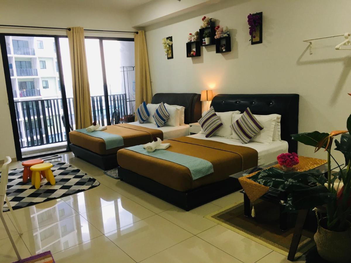 D'Gunduls Homestay Studio By Dgh I-City Шах-Алам Экстерьер фото