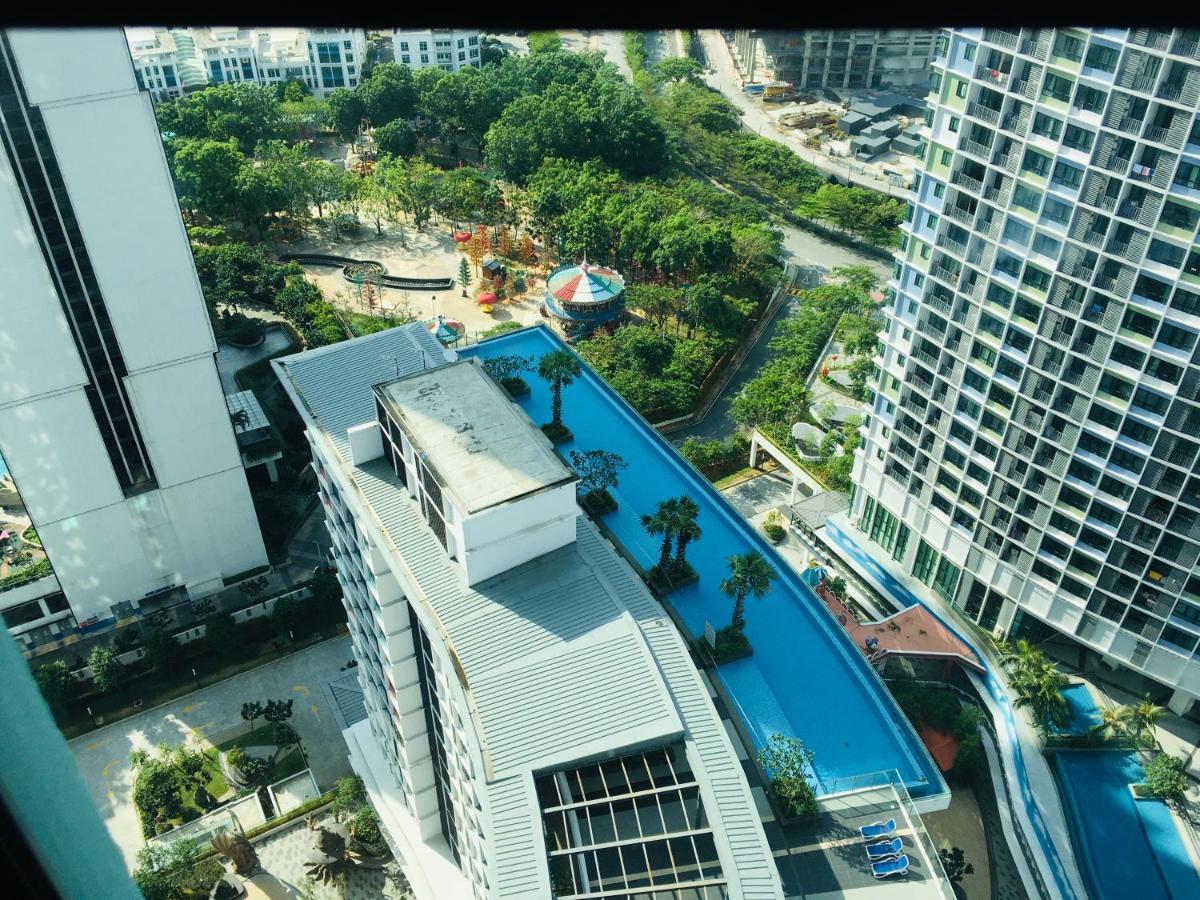 D'Gunduls Homestay Studio By Dgh I-City Шах-Алам Экстерьер фото
